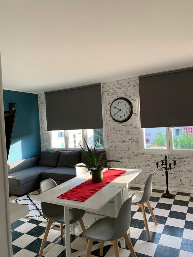 Appartement Logement cosy et moderne à Avignon Extérieur photo